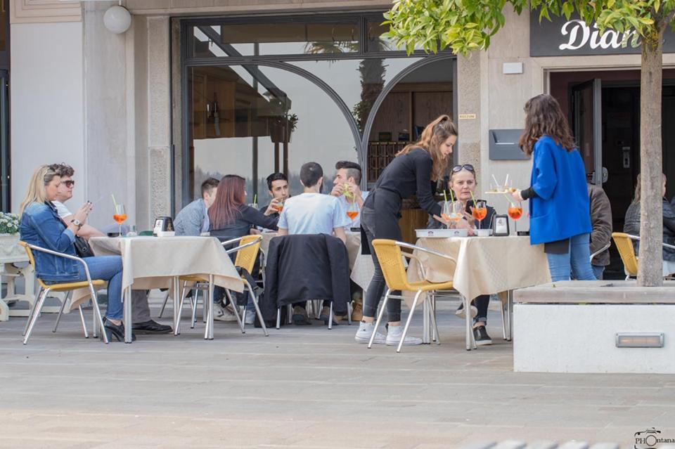 Hotel Diana Gardone Riviera Dış mekan fotoğraf